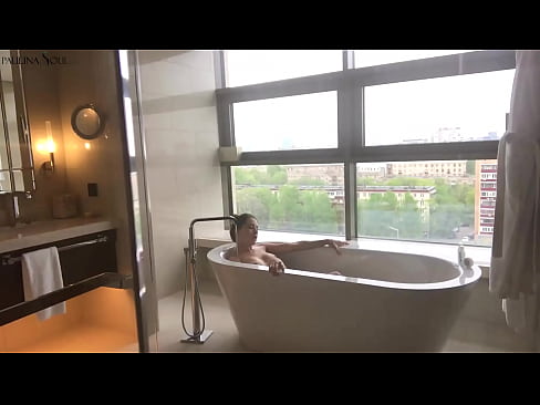 ❤️ Milzīgs skaistule kaislīgi trīc no viņas pussy vannas istabā ❤ Kaltais porno pie lv.libporno.ru ﹏